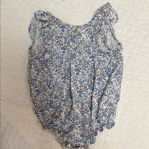 Petite Plume Floral Blue and White Bubble